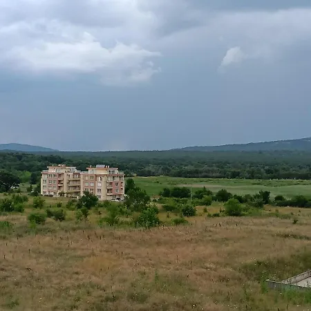 Astara Apartamento *