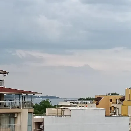 Astara Appartement *